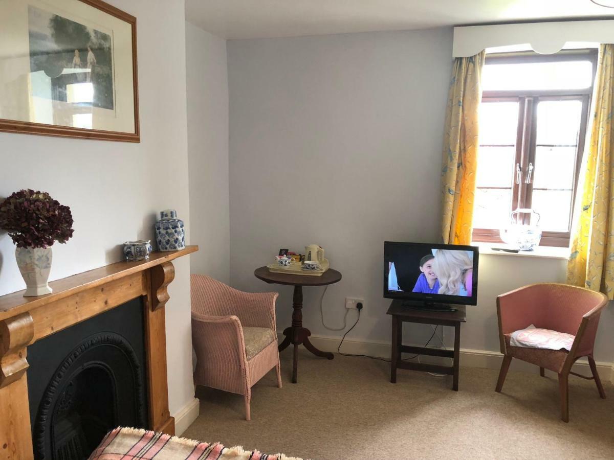 Cilwen Country House Bed And Breakfast Abernant Eksteriør bilde